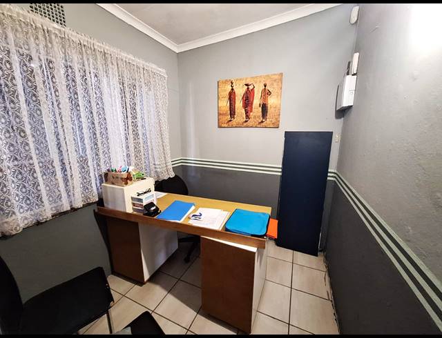 2 BEDROOM HOUSE FOR SALE IN VANDERBIJLPARK SE 1